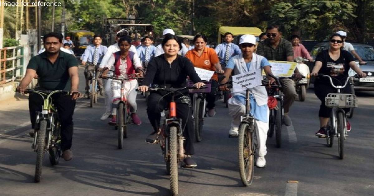World Environment Day: Surat Police organises cycle rally